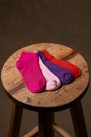 4-Pair Bamboo Sock Set (Pink-Lilac-Purple-Red)