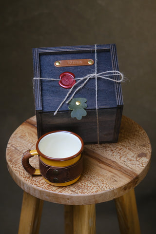Enamel Mug Wooden Gift Box