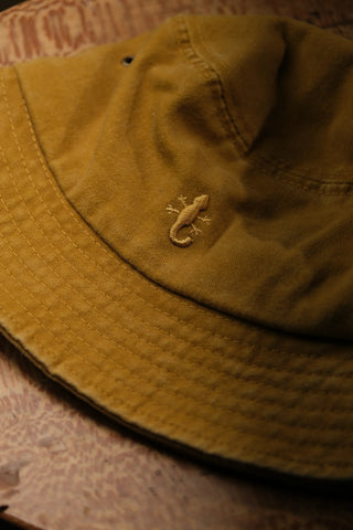 Semender Embroidered Bucket Hat