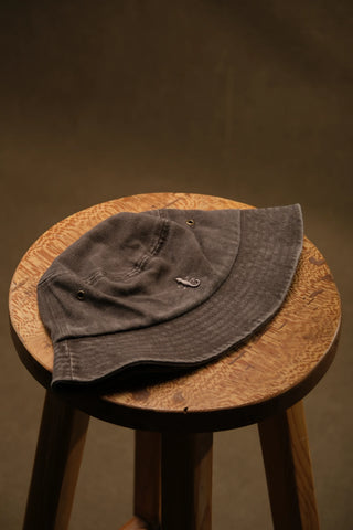 Semender Embroidered Bucket Hat